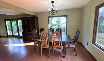 498 Delta Ln, Big Sandy, TN 38221