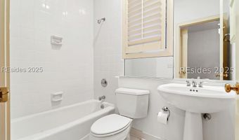143 Victoria Dr, Hilton Head Island, SC 29926
