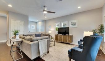 624 Winterside Dr, Apollo Beach, FL 33572