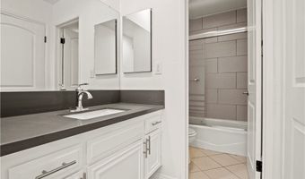 5334 Lindley Ave 125, Encino, CA 91316