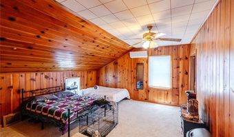 708 N 5th St, Atchison, KS 66002