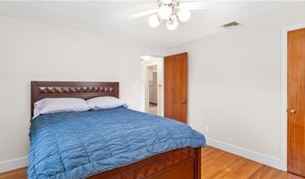 67 Vancouver Ave, Warwick, RI 02886
