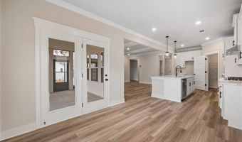 105 Chickadee Ct, Auburn, GA 30011