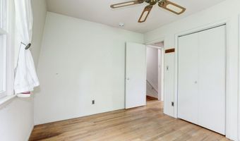 6115 LONE OAK Dr, Bethesda, MD 20817