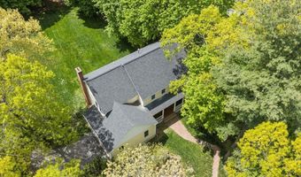 37 Concord Rd, Acton, MA 01720