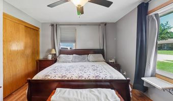 1214 NW Applewood St, Ankeny, IA 50023