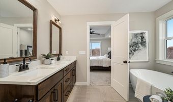 111 168th Ln, Andover, MN 55304