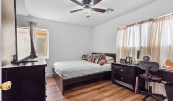 6823 Gold Nugget Dr, Las Vegas, NV 89122