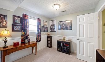 544 Morrvue Dr, Delhi, OH 45238