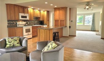 10015 Regatta Trl, Aurora, OH 44202