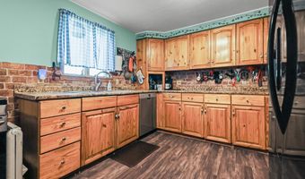 5869 Beechwood Ave, Alliance, OH 44601