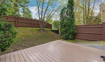 22 Harvest Hill Ln 4, Auburn, ME 04210