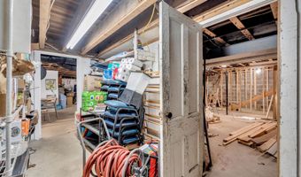 124 W Hobart St, Ashley, IN 46705