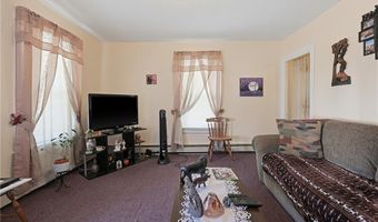 19 Elm St, Cumberland, RI 02864