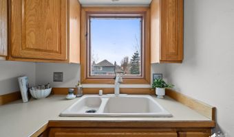 3333 Lakeshore Dr #10, Anchorage, AK 99517