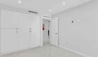 20441 NE 30th Ave 424-9, Aventura, FL 33180