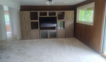 5008 REGINA Dr, Annandale, VA 22003