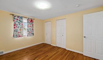 3923 MCCOMB Ave, Cheyenne, WY 82001