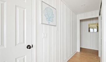 8 Belaire Mnr, Old Saybrook, CT 06475
