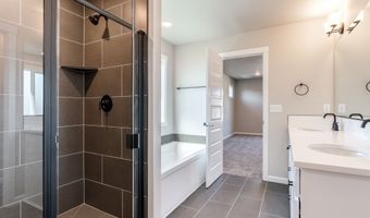 771 NW 29th St, Battle Ground, WA 98604