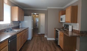 607 Terrace Dr, Aurora, MO 65605