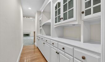 255 Scenic Dr, Ashland, OR 97520