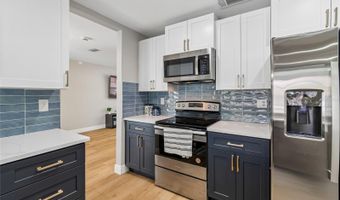 6331 COCOA Ln, Apollo Beach, FL 33572