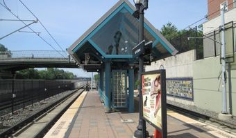 34 W 41ST St 2, Bayonne, NJ 07002