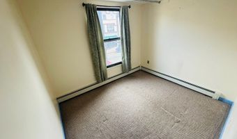 9 E Blackwell St, Andover, NJ 07801