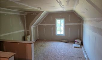 4105 Pine Hurst Dr, Allen, PA 18067
