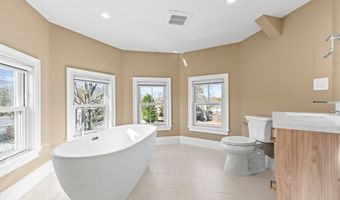 259 Mystic St 259, Arlington, MA 02474