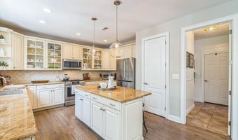392 LANGBERG Ln, Ambler, PA 19002