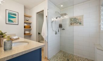 880 Akiu Pl, Kailua, HI 96734