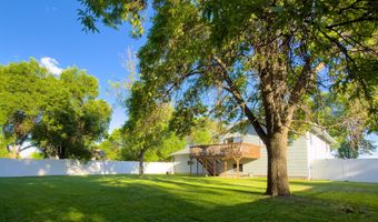 1115 NE 15th Ave, Aberdeen, SD 57401