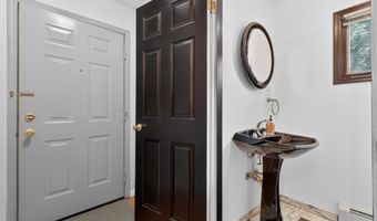 126 W 33RD St 3, Bayonne, NJ 07002