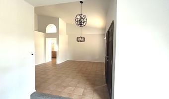 2563 N TAMARISK St, Chandler, AZ 85224