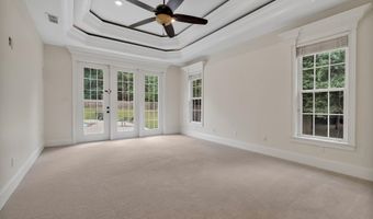 686 Beaver Creek Ln, Havana, FL 32333