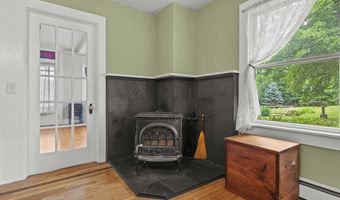 18 Cards Mill Rd, Columbia, CT 06237