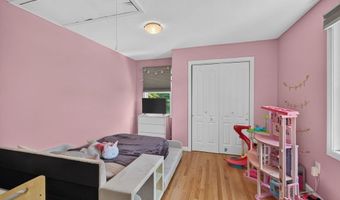 9 Broadview Ave, Berkley, MA 02779