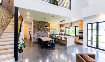 10901 Old Fashion Dr, Bentonville, AR 72713
