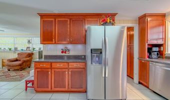 1715 Douglas Dr, Bainbridge, GA 39819