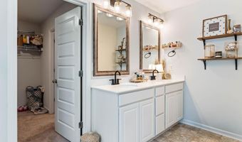 222 Eventine Way, Boiling Springs, SC 29316