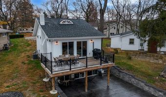 4135 State Park Dr, Akron, OH 44319