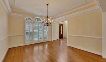 5035 Towne Lk, Woodstock, GA 30189