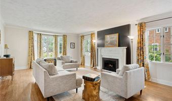 1008 8th Ave NW, Austin, MN 55912