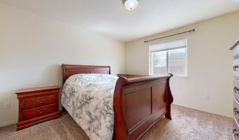 623 Botaka Loop, Benton City, WA 99320