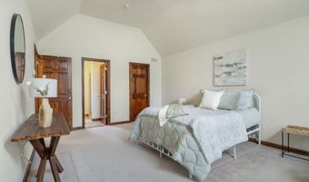 7 Westminster Ln, Auburn, NH 03032