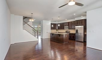 25890 RACING SUN Dr, Aldie, VA 20105