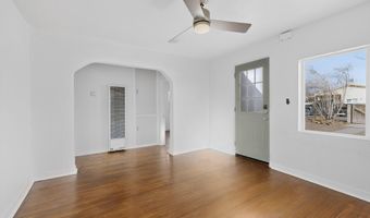 902 Headingly Ave NW, Albuquerque, NM 87107