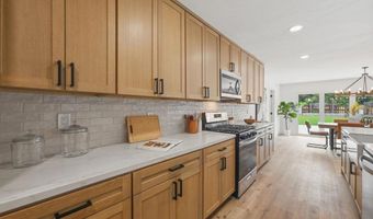 1416 EASTVIEW Ct, Oceanside, CA 92056